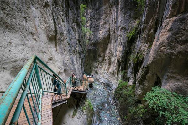 巴拉格宗香格里拉大峡谷景区怎么样 巴拉格宗香格里拉大峡谷游玩攻略