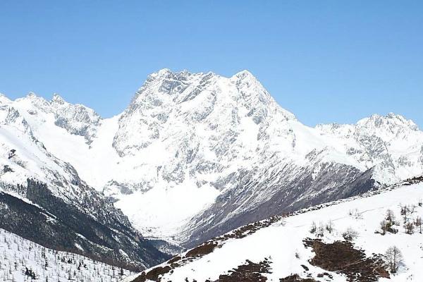 白马雪山海拔多少米 最佳旅游时间