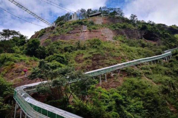 都峤山在广西哪个地方 地理位置-门票信息