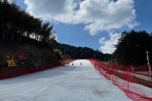 天柱山滑雪场门票价格及开放时间